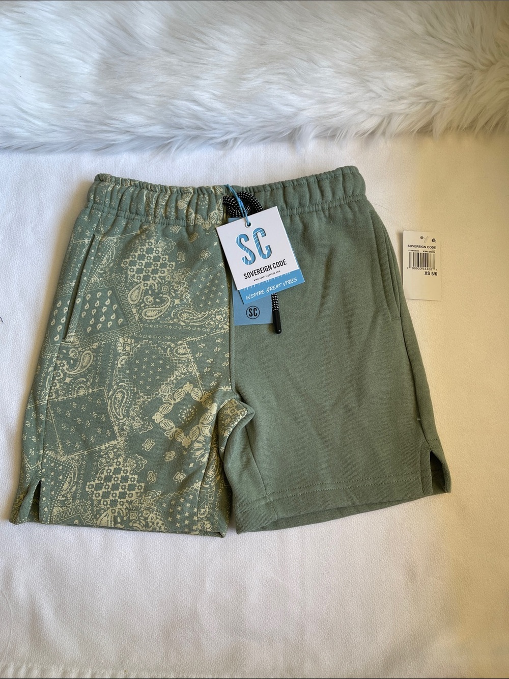 Sovereign Code Boys Bandanna Print Green Shorts Various Sizes. NWT.